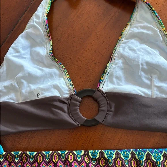 Azai Brazilian Biquinis 🇧🇷 Buzios combo 1 top with 2 bottoms - never worn - Picture 11 of 13